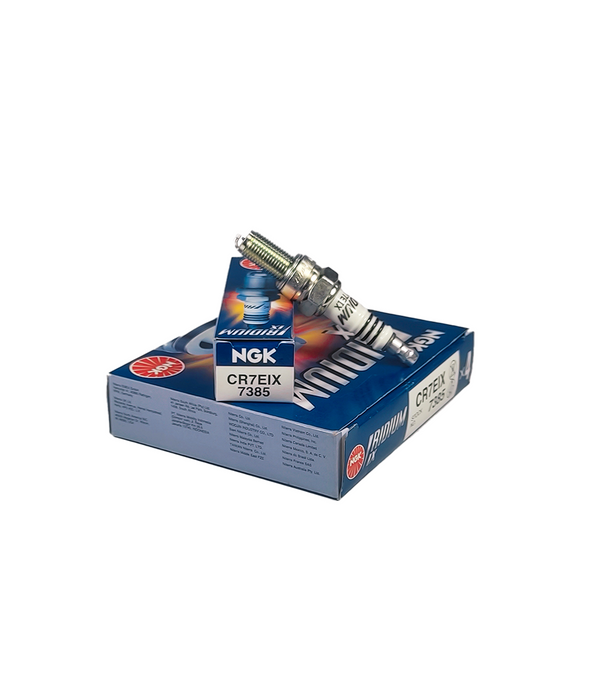 NGK Spark Plug Iridium IX CR7EIX : 7385 (Japan)